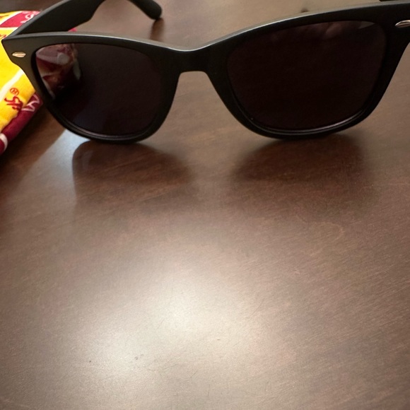 New Arizona State University Mouse Glass Case, with FREE NEW Sunglasses! GO ASU - Picture 17 of 17